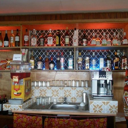Red Mansion Comfort Inn Хониара Екстериор снимка