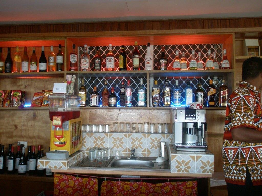 Red Mansion Comfort Inn Хониара Екстериор снимка